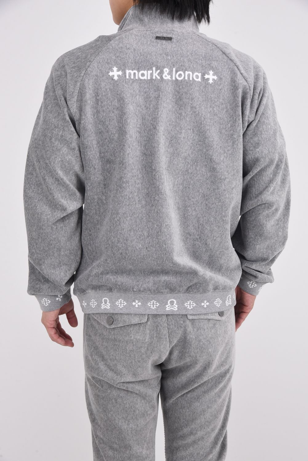 【2025AW】 SVASTIKA TRACK JACKET / コーデュロイジャージー クロスモチーフ刺繍 トラックジャケット (グレー)