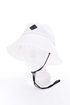 【26SS】【レディース】 WOMEN'S SEERSUCKER CORD STRAP WIDE HAT / シアサッカー コードストラップ付き バケットハット (ホワイト)