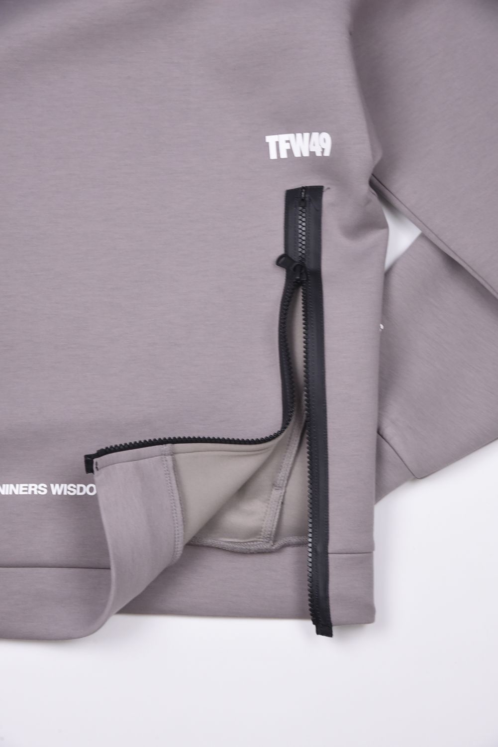 【25AW】 CARDBOARD MATERIAL HOODIE / ダンボール素材 フーディ (ベージュ)