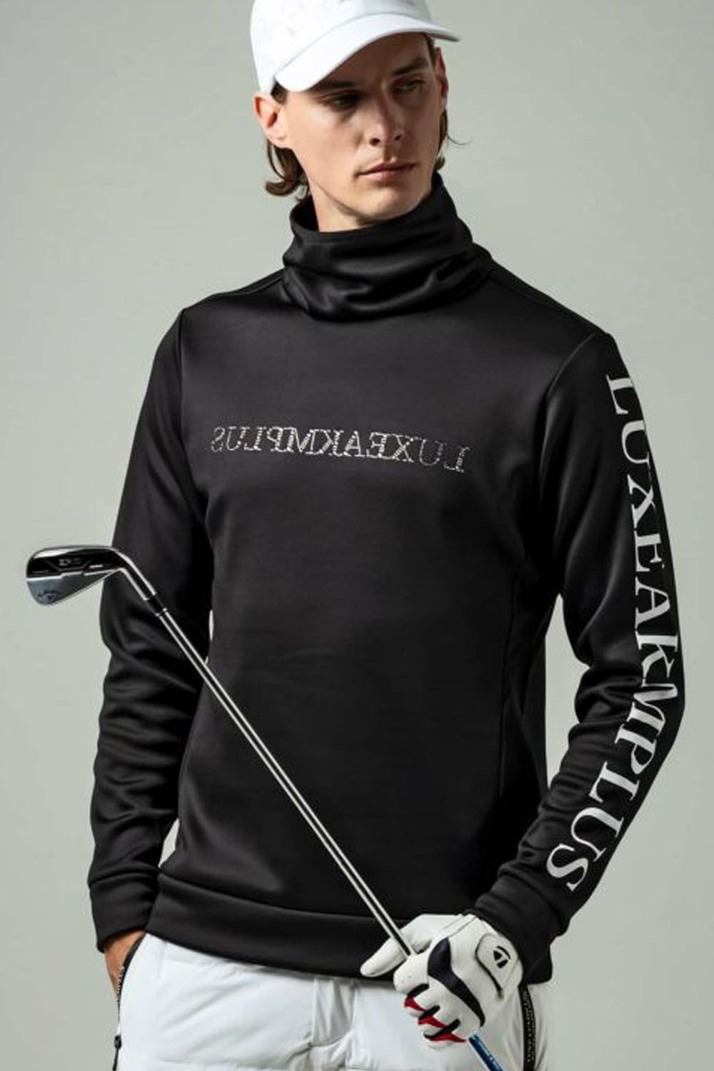 HIGH NECK BRUSHED BACK / ランダム ラインストーン ハイネックTシャツ ブラック