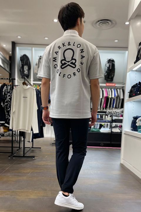 【MARK＆LONA】 光沢感のあるオリジナルジャカードモックネックTシャツ