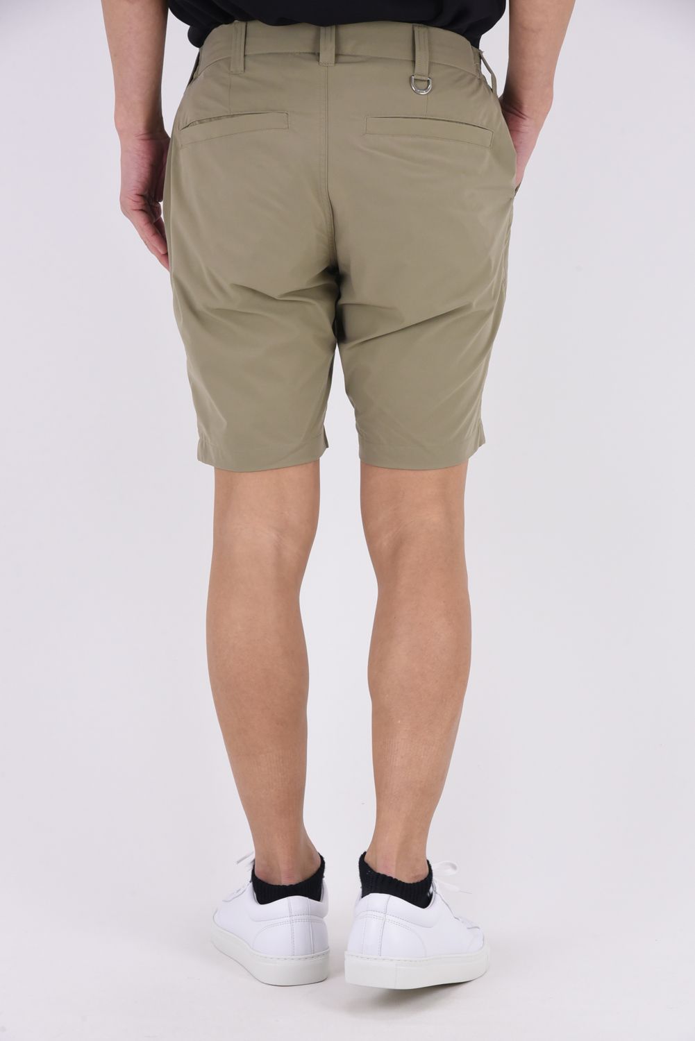 【26SS】 TAFFETA SHORT PANTS / ドライ＆フリーモーション ショートパンツ (ベージュ)