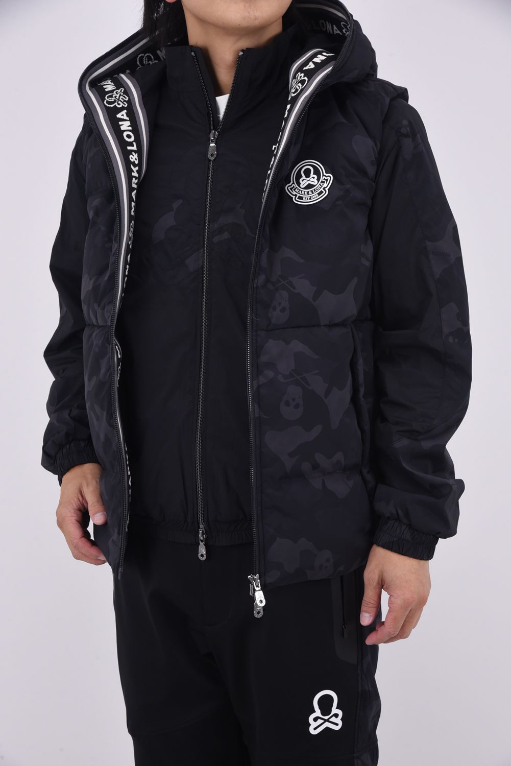 【25AW】 ACD CAMO GOOSE DOWN VEST / オリジナルカモジャカード フーデッドダウンベスト (ブラック)