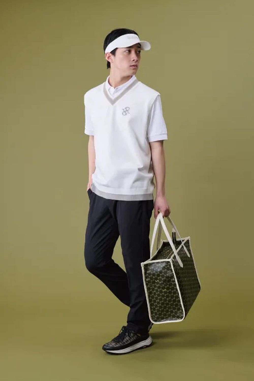 【26AW】【ユニセックス】 HALF GM V KNIT VEST / バックシャンデザイン Vネック ニットベスト (ホワイト)*