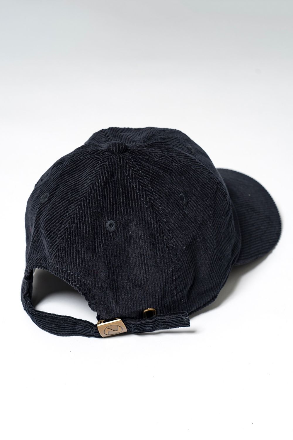 【26AW】 Uka Corduroy 6 Panel Cap / ブランドロゴ刺繍 コーデュロイキャップ (ブラック) (10月入荷予定）