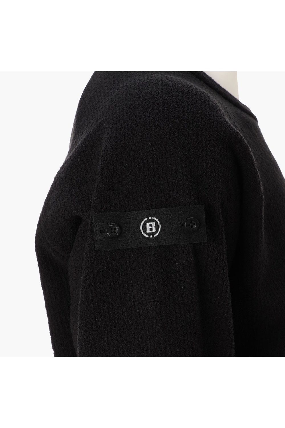 【26AW】 MEN’S AIRY YARN KNIT CREWNECK / エアリーファブリック ブランドロゴ クルーネックニット (ブラック)