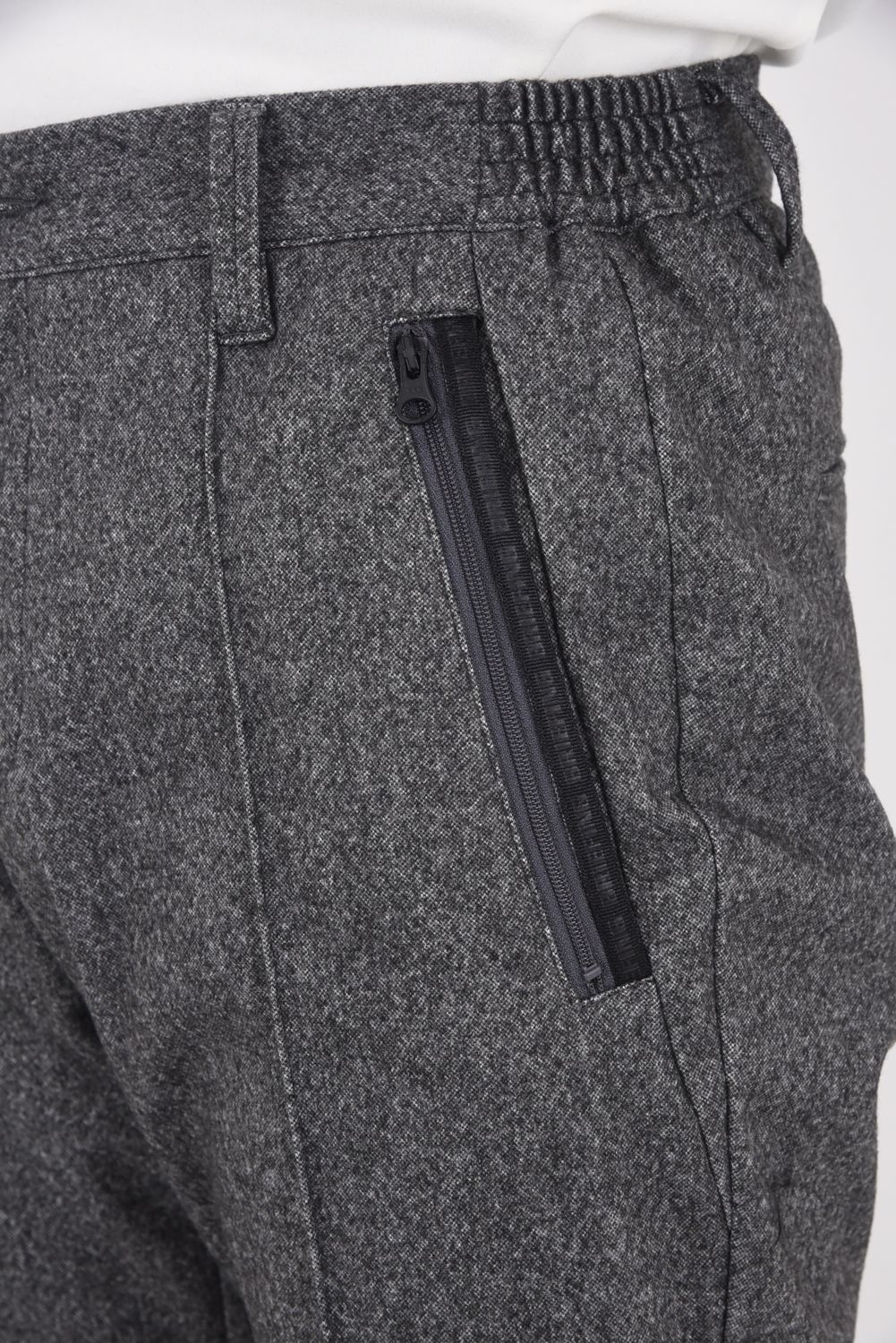 【25AW】 MEN'S WOOLY CREASED PANTS / ウール風 センタークリース ロングパンツ (グレー)