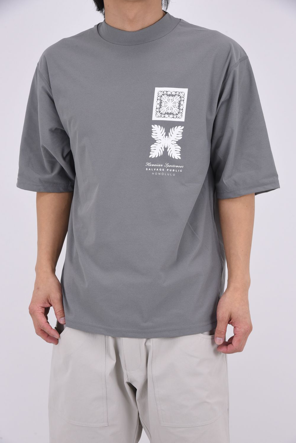 【26SS】 SURF Mockneck S/S(Nalu＆Turf) / NALU＆TURFプリント モックネックTシャツ (グレー)