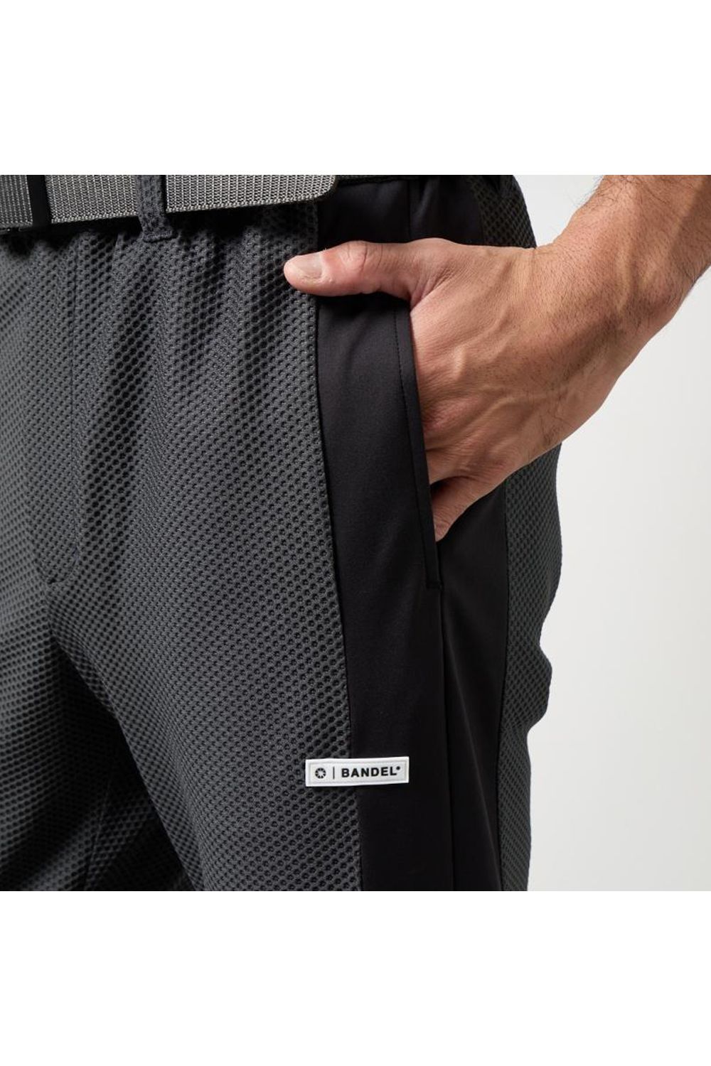 【26SS】 DRY WAFFLE SWITCH TAPERD PANTS / ドライワッフル サイド切り替え テーパードパンツ (チャコールグレー)