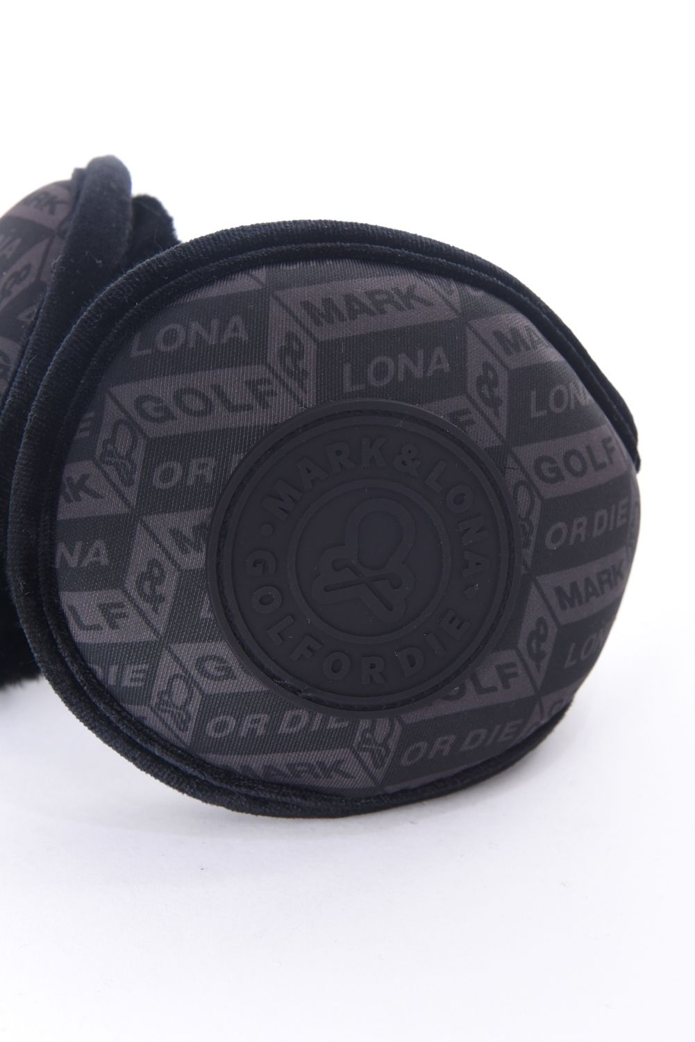 DÉPÊCHE ECO FUR EARMUFFS / エコファー ジオメトリックパターン イヤーマフ (ブラック)