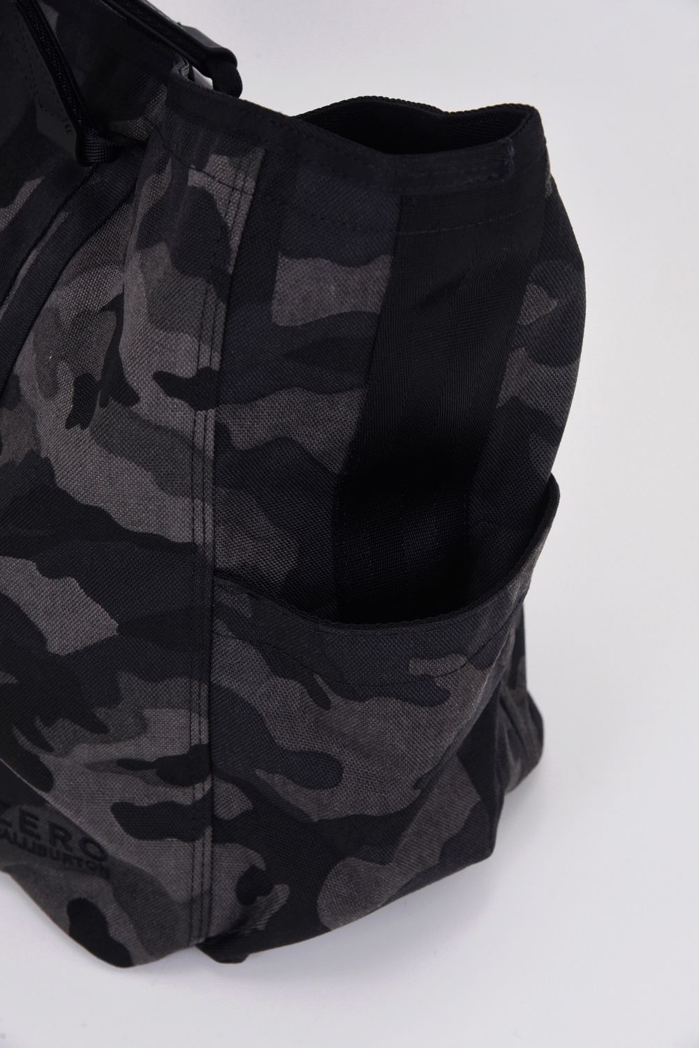 【1000Dコーデュラナイロン】 Locker Tote ZHG-B1 / トートバッグ ブラックカモ