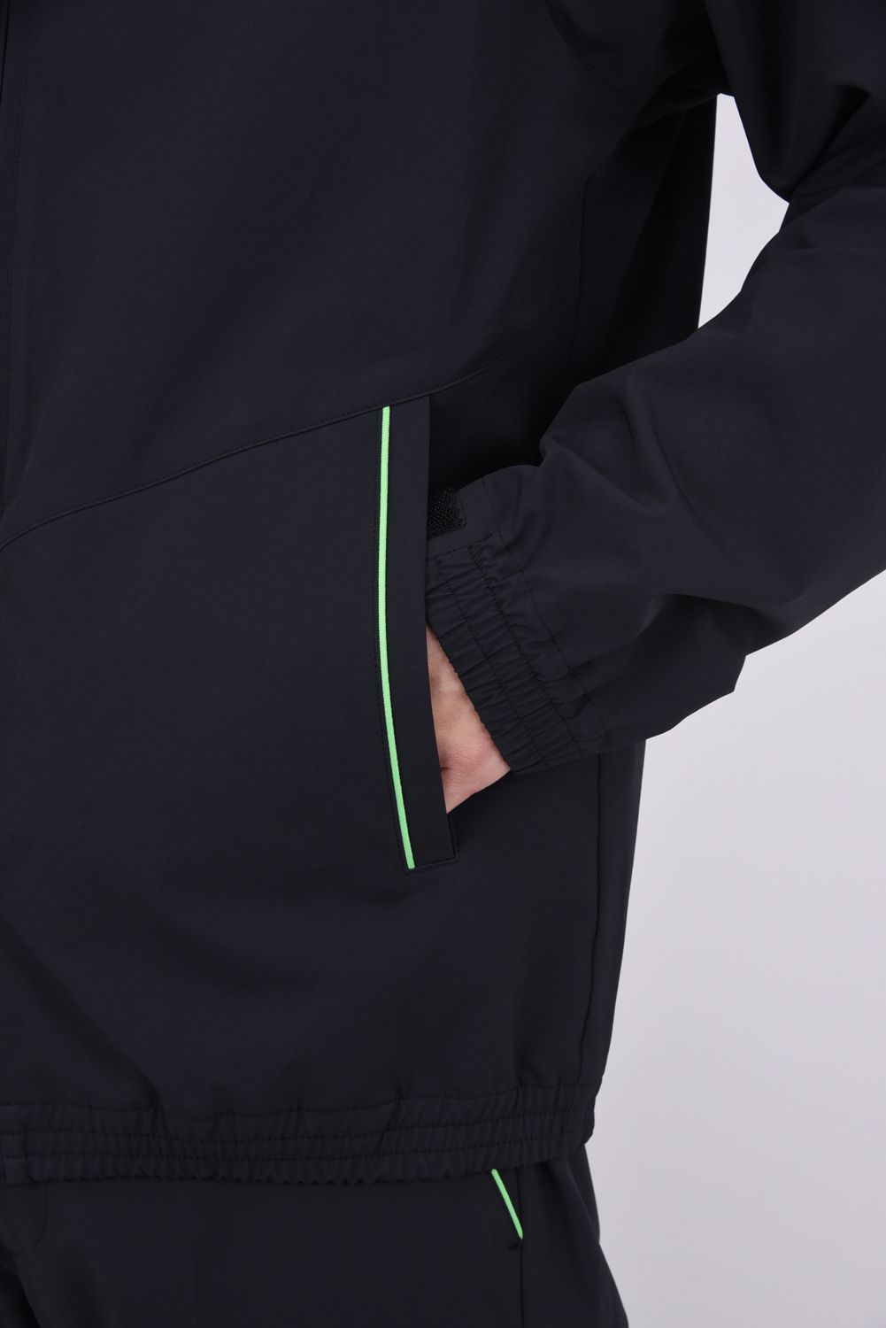 【26SS】 NEON LIGHT OUTERWEAR / ネオンシリーズ ブランドロゴ ジップアップ ライトアウター (ブラック)*