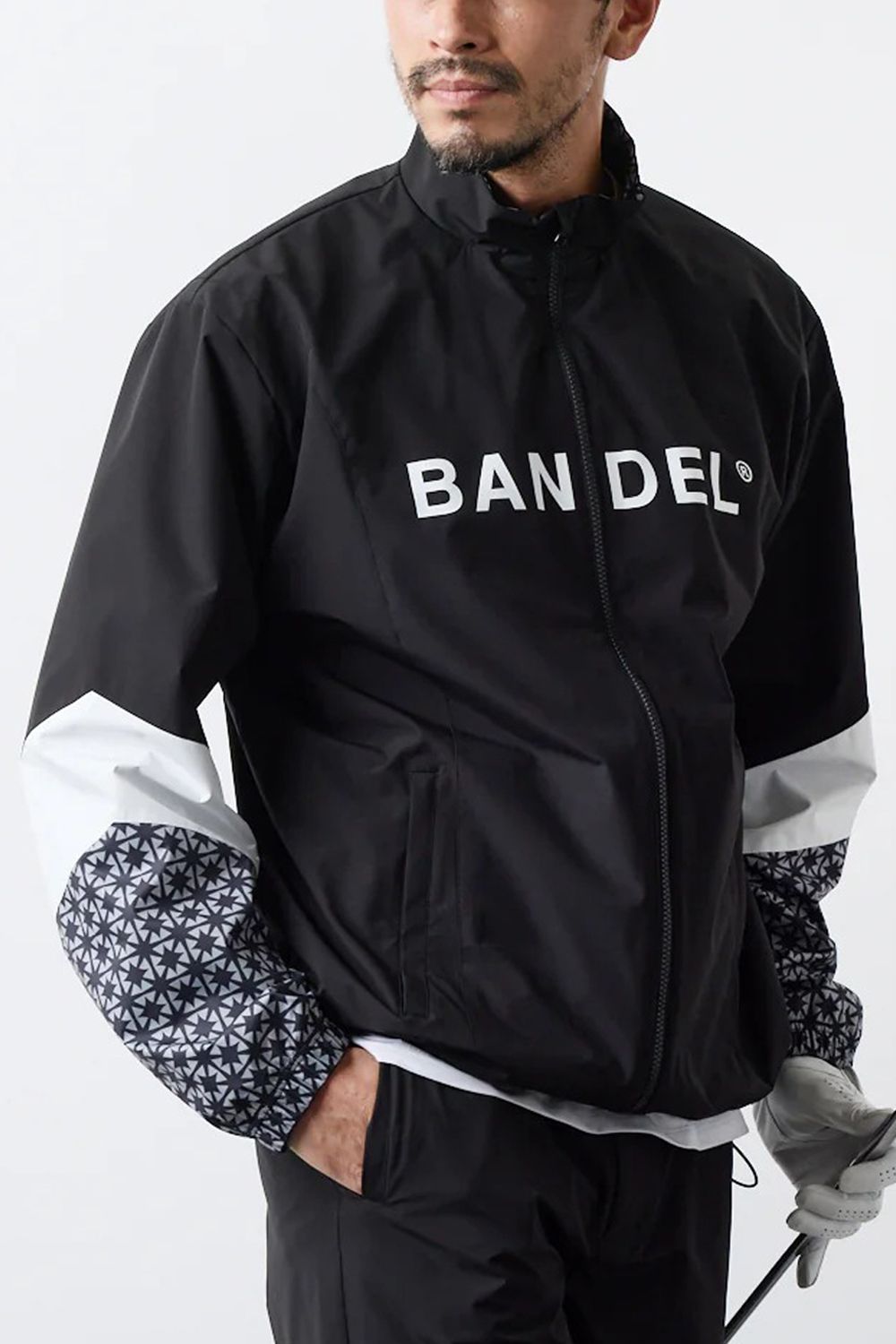 【25AW】 SWITCH SLEEVE WIND STOPPER / 異素材切り替え ブランドロゴ ウィンドストッパージャケット (ブラック)