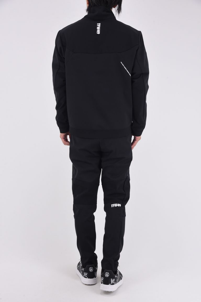 ※ジャケットは別売りとなります。