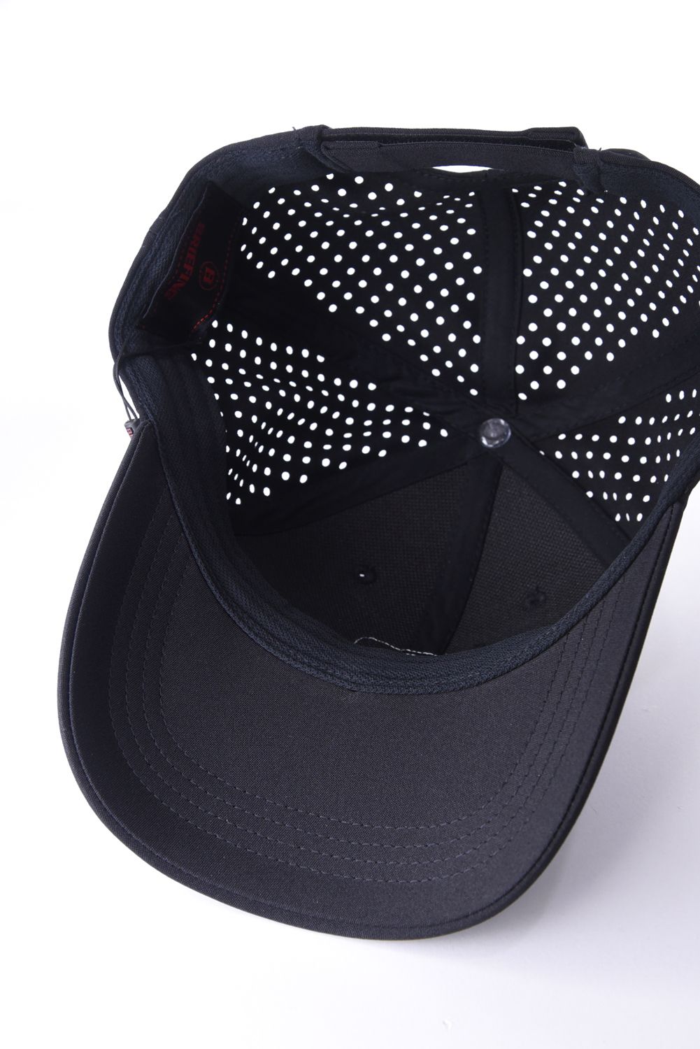 【26SS】 MEN’S PUNCHING MESH INITIAL CAP / イニシャルワッペン パンチングメッシュキャップ (ブラック)