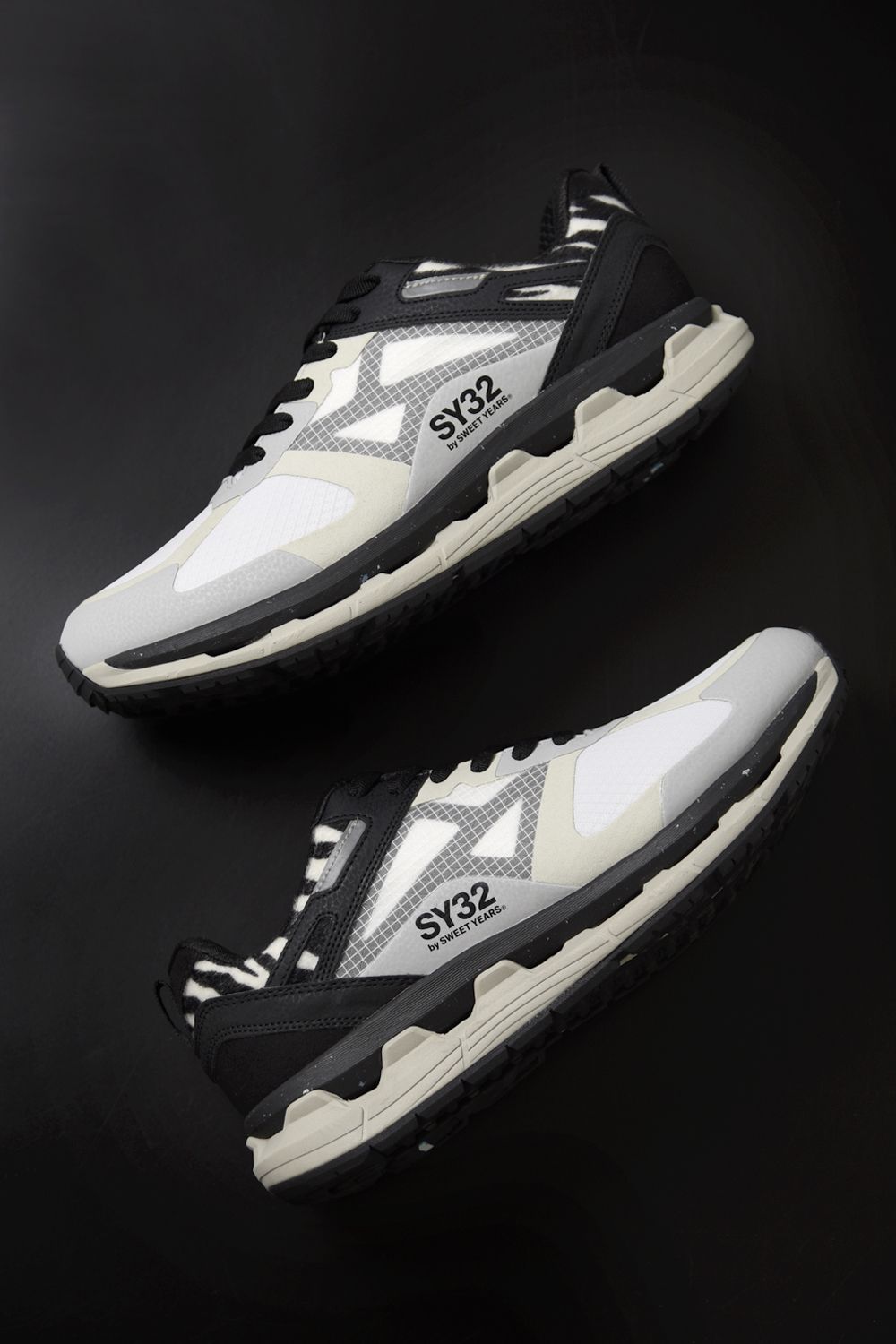 【26SS】 MOISTHROUGH360×SY32 / ラギットアウトソール コラボシューズ (ブラック)