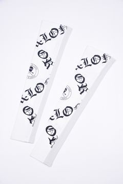 【26SS】【ユニセックス】 SOVEREIGN UV ARM SLEEVE / レターフォントロゴ アームカバー (ホワイト)