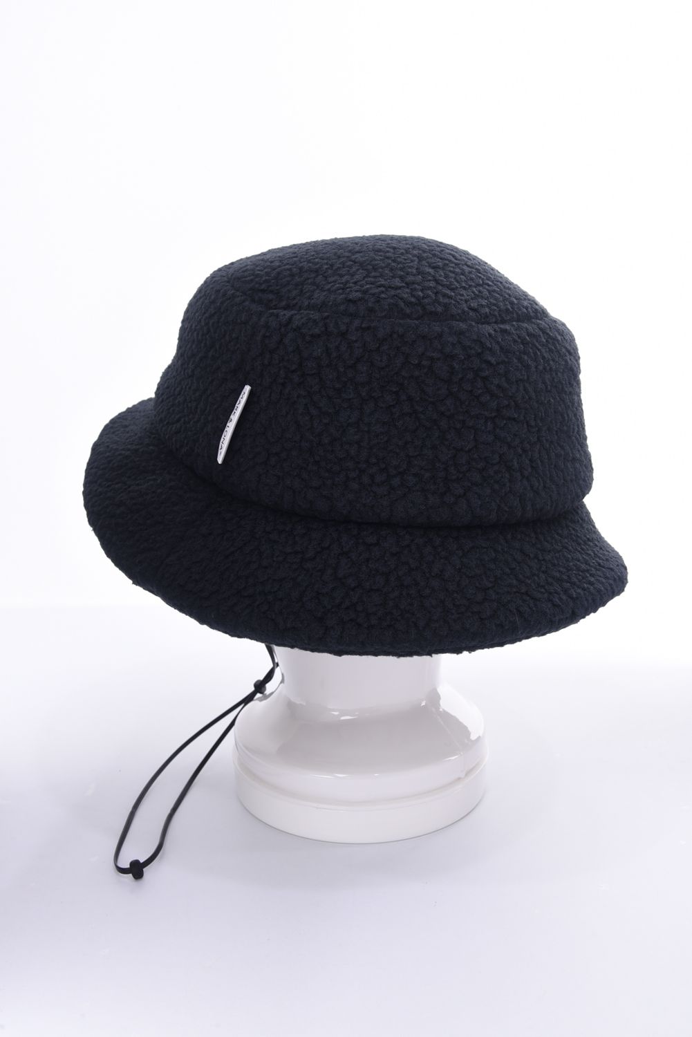 DISTORT GG BUCKET HAT / ボアフリース ドローコード付き バケットハット (ブラック)