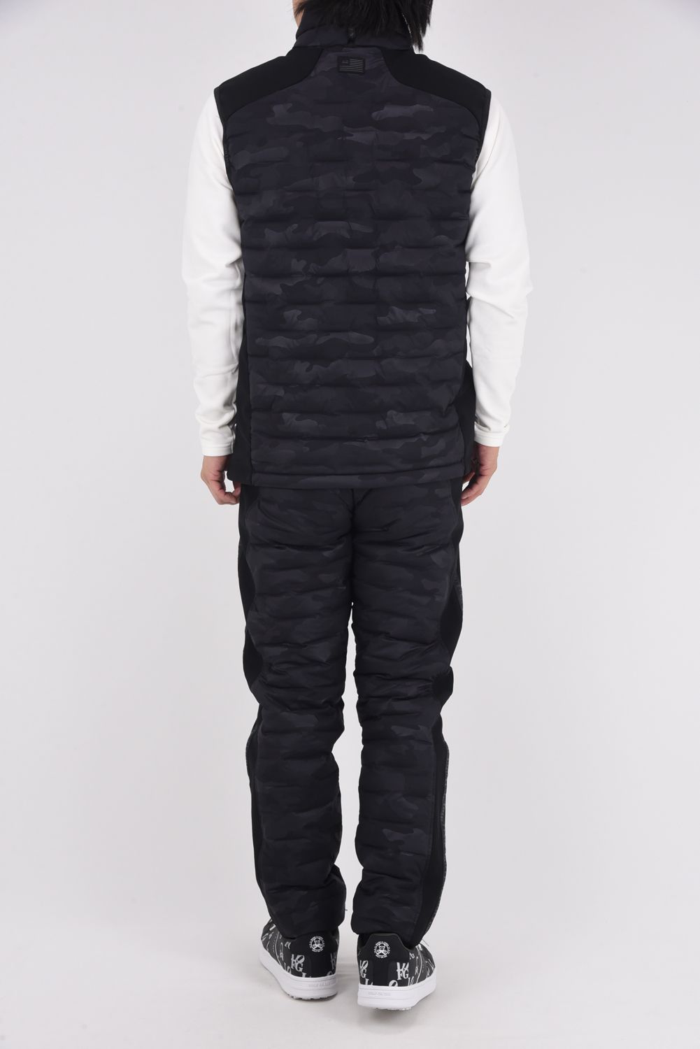 【25AW】 MEN'S HYBRID DOWN VEST / ストレッチタフタ ダイヤモンドロゴ ハイブリッドダウンベスト (ブラック/カモ)