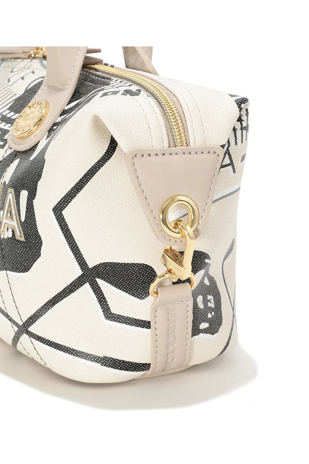 【2026SS 木村拓哉さん着用 VOL.3】 ATLAS CONVERTIBLE CART BAG / アイアンスカル シンセティックレザー 2WAYカートバッグ (ベージュ) (2月18日入荷予定)