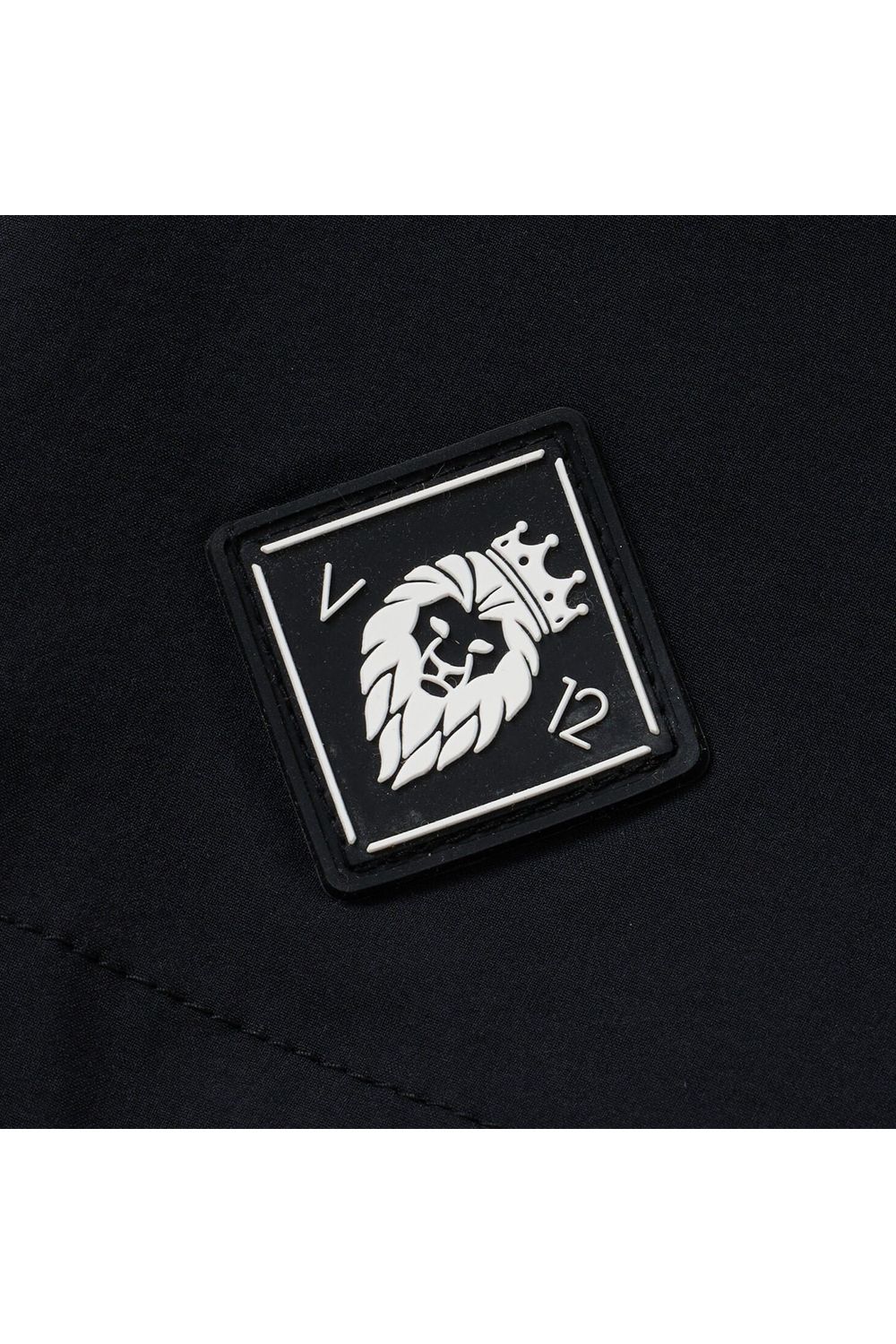 【26SS】 OZ SHORTS / ストレッチナイロン バックロゴライン ショートパンツ (ブラック)