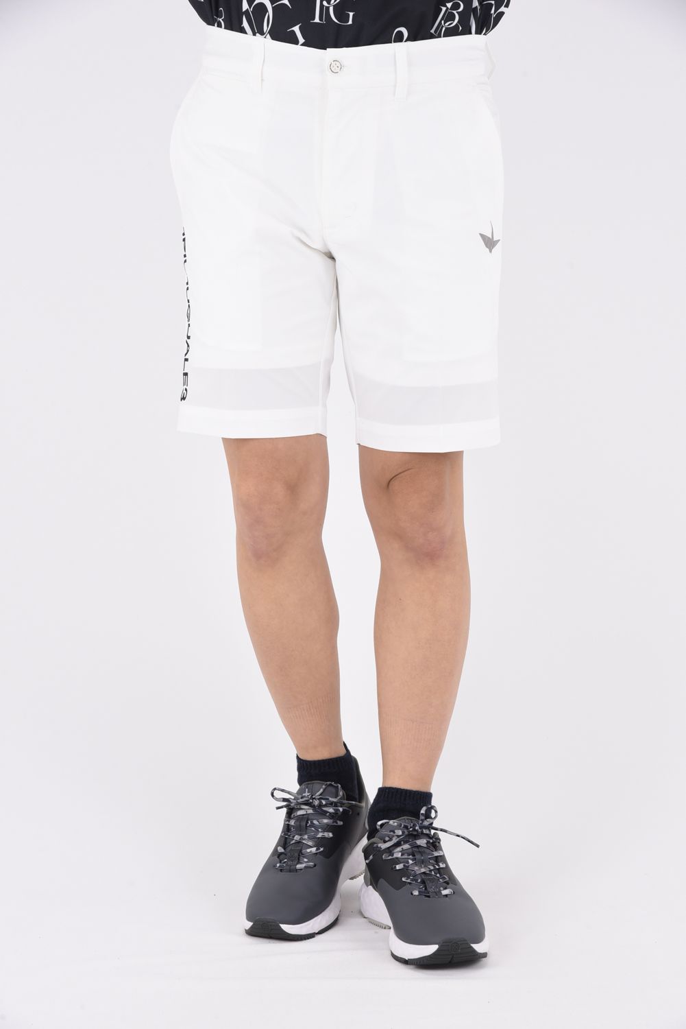 1PIU1UGUALE3 GOLF - BASIC SHORT PANTS / ブランドロゴ ベーシック ショートパンツ (ホワイト) |  GOSSIP GOLF