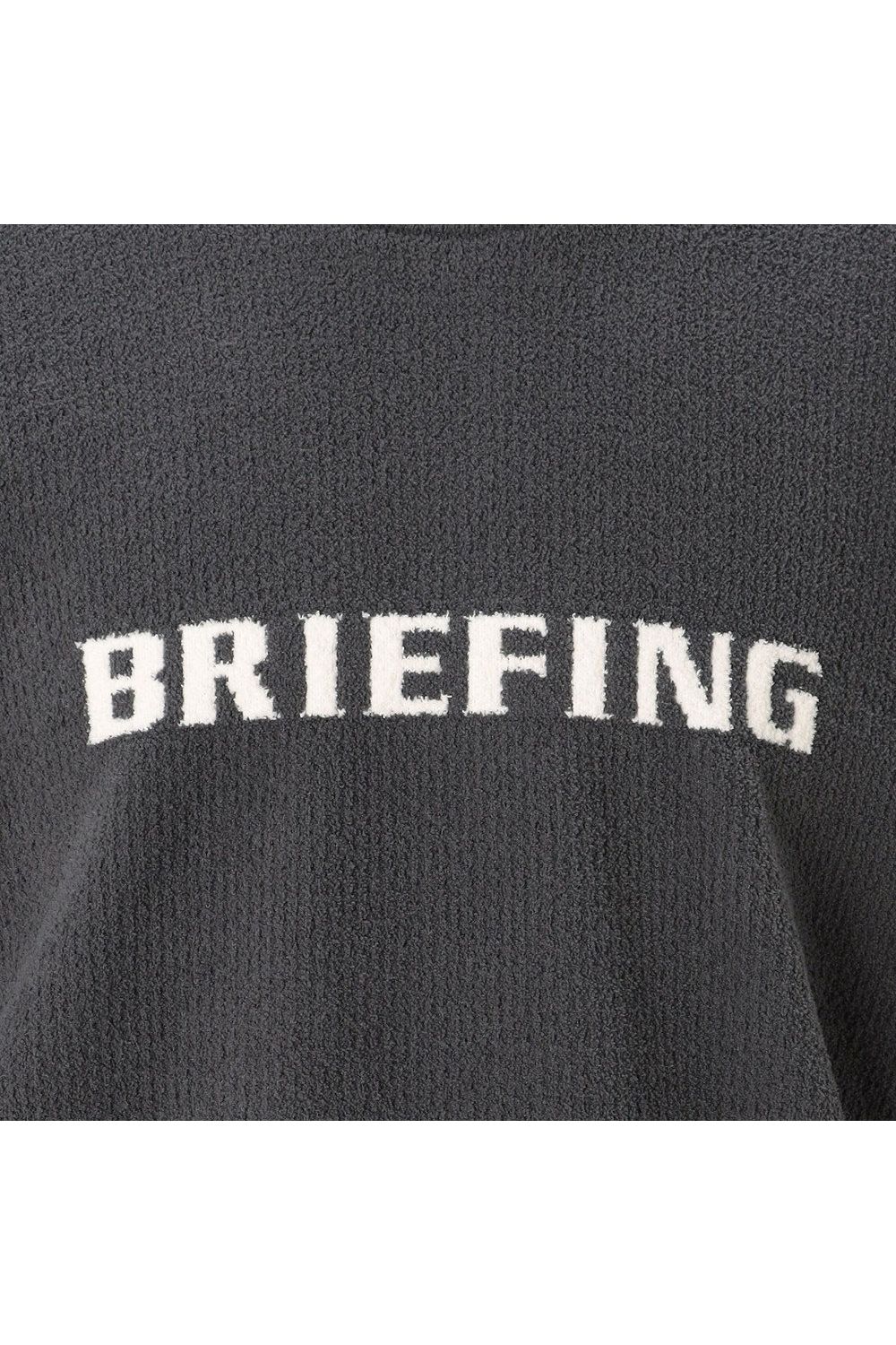 【26AW】 MEN’S AIRY YARN KNIT CREWNECK / エアリーファブリック ブランドロゴ クルーネックニット (チャコール)