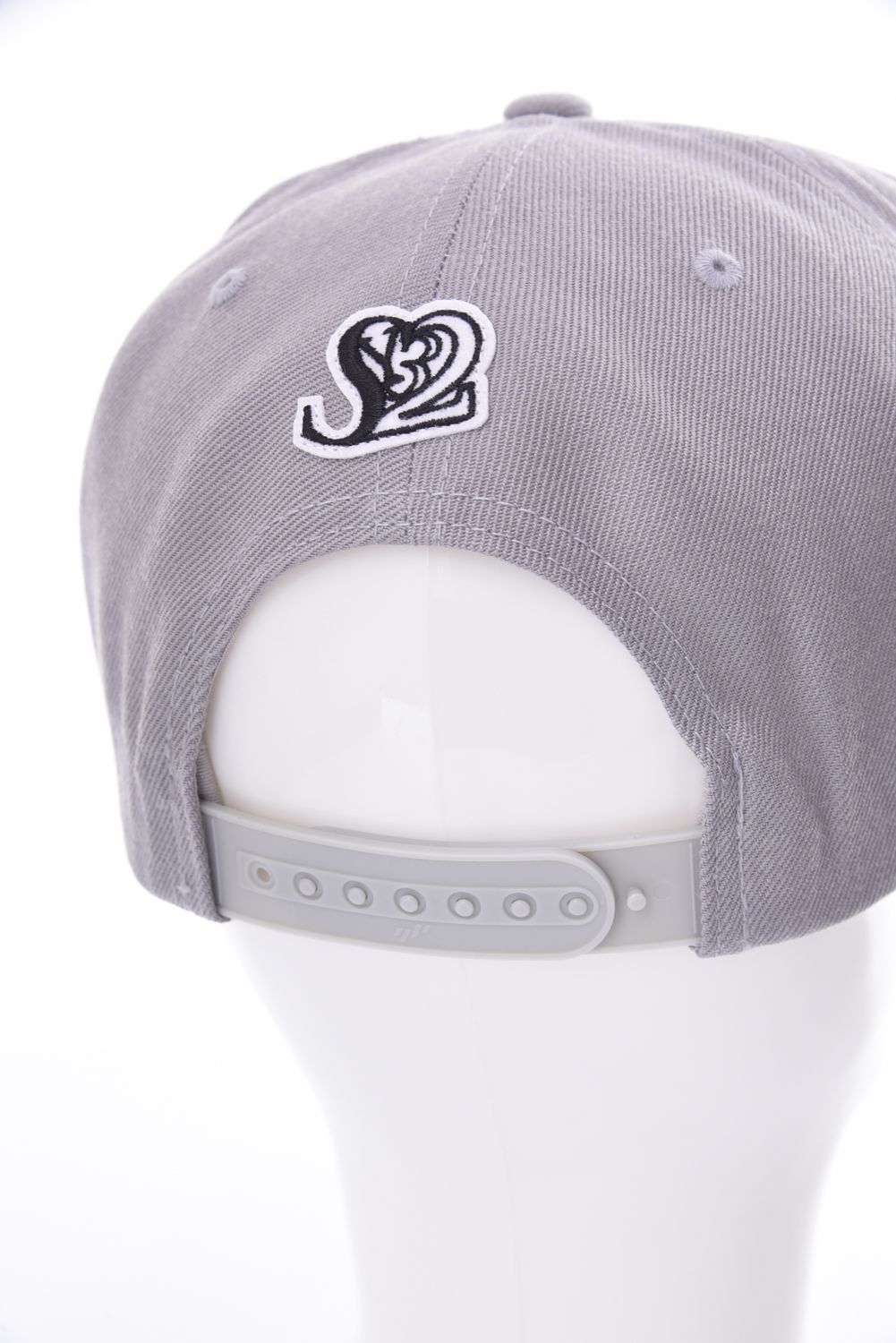 3D LOGO SNAPBACK CAP / 3Dロゴ スナップバック キャップ (グレー)