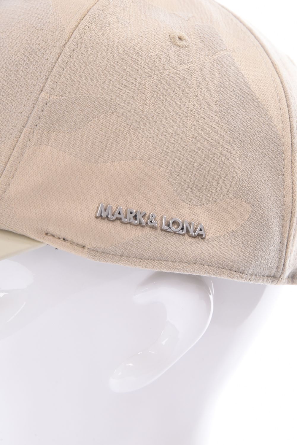 【26SS】 GAUGE CAMO LEATHER TRIM CAP / カモフラージュパターン 異素材切り替え  メタルプレート ベースボールキャップ (ベージュ)