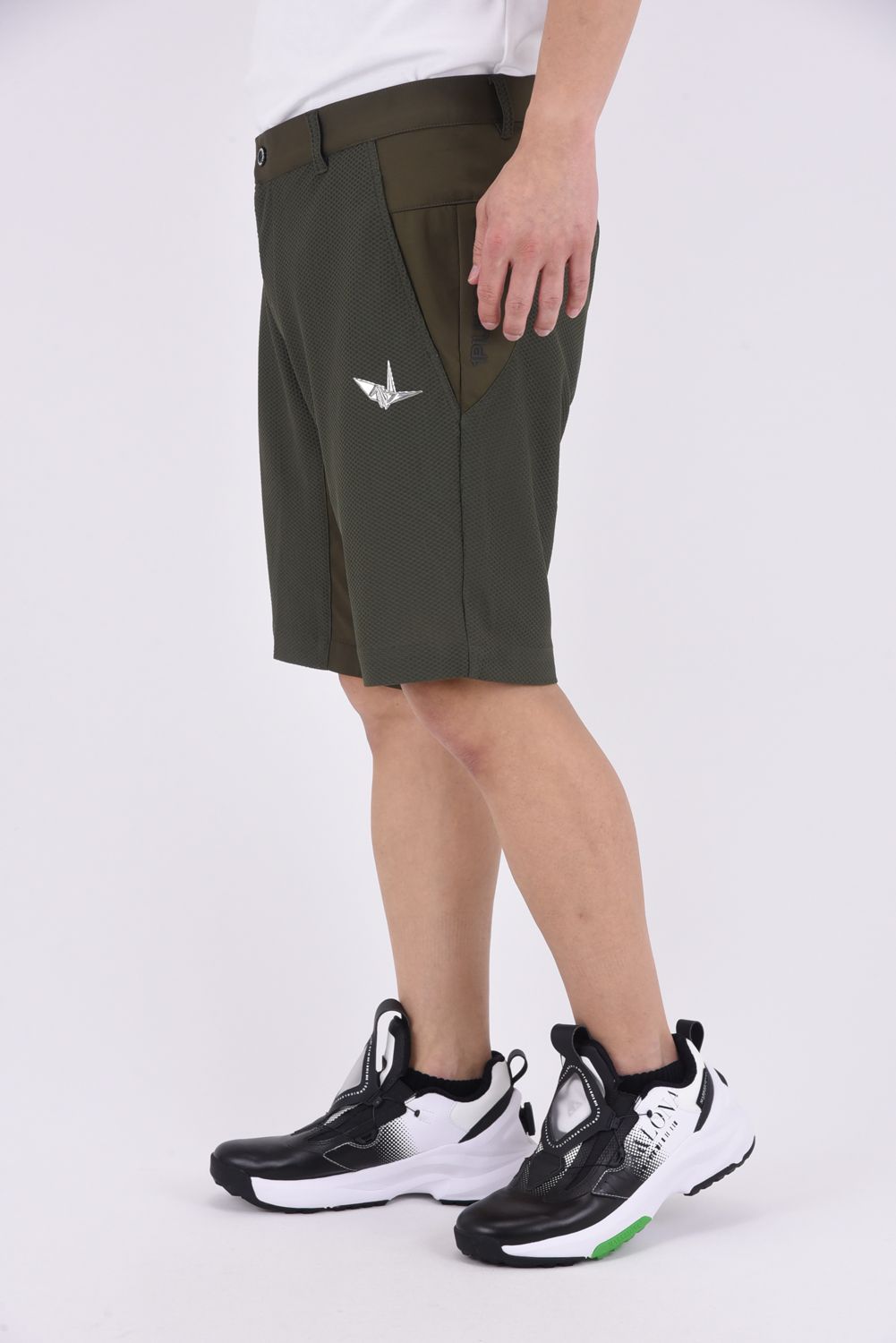【25SS】 113 GOLF MESH SHORTS / ROICA素材 メッシュ ショートパンツ (カーキ)