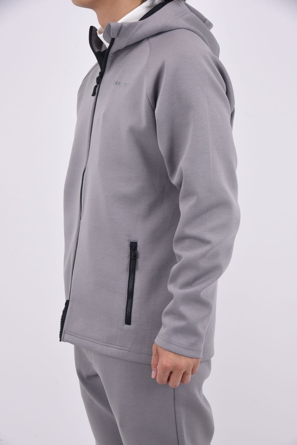 【25AW】 MEN'S WARM 3D LOGO PARKA / ダンボールニット 3D ロゴパーカー (グレー)