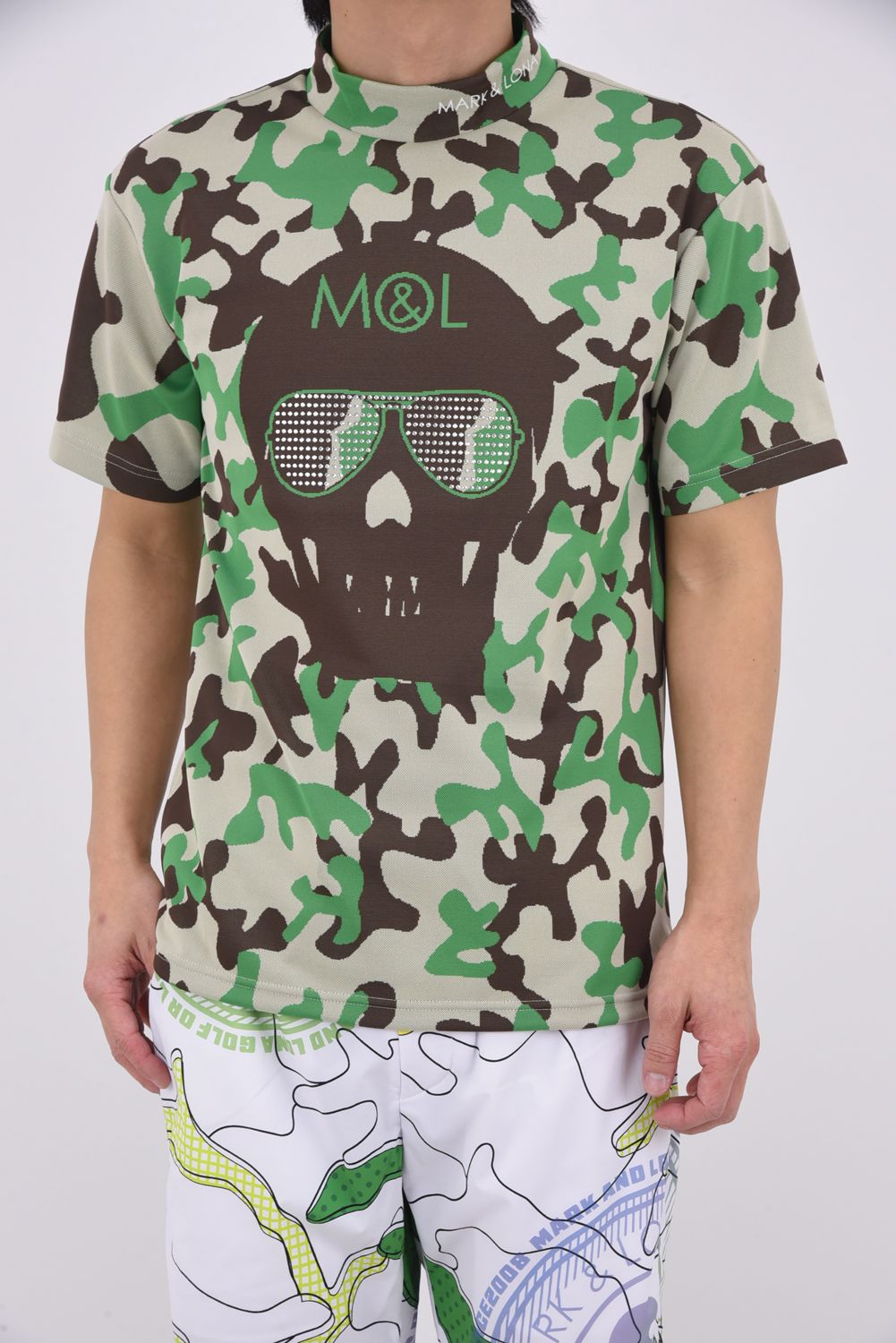 【26SS】 WHAM! SPECTRUM PERFORMANCE MOCK / ジャパンメイド カモフラスカルジャカード スワロフスキー モックネックTシャツ (グリーン)