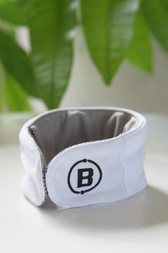【プレゼント好適品】【返品・交換不可】 NECK COOLER / ブランドロゴ刺繍 ネッククーラー （ホワイト）