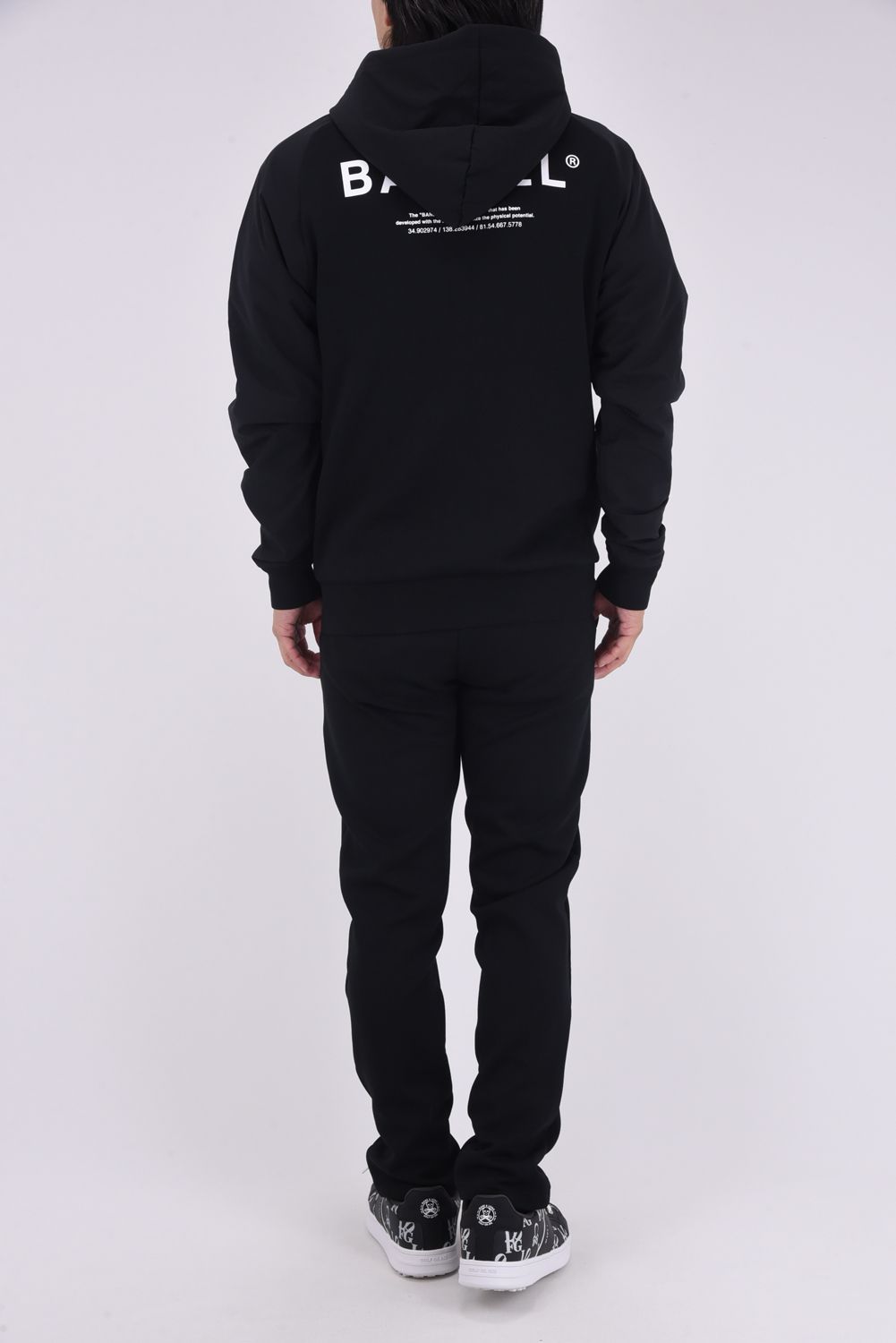 【25AW】 FRONT SWITCH TAPERED PANTS / ボンディング素材 ハイブリッドロングパンツ (ブラック)