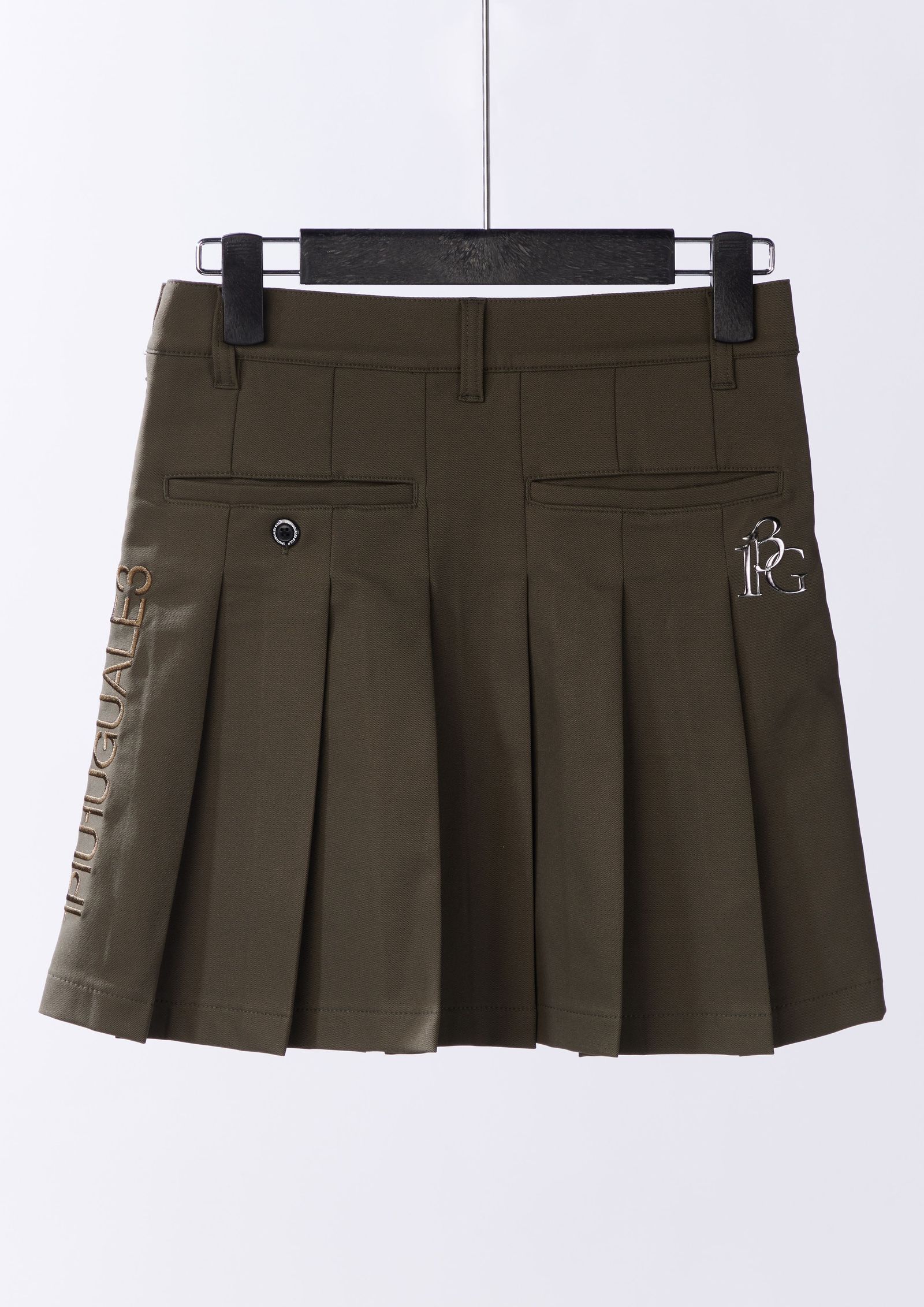 1PIU1UGUALE3 GOLF - 【レディース】 PLEATS SKIRT / ロゴ ソロ