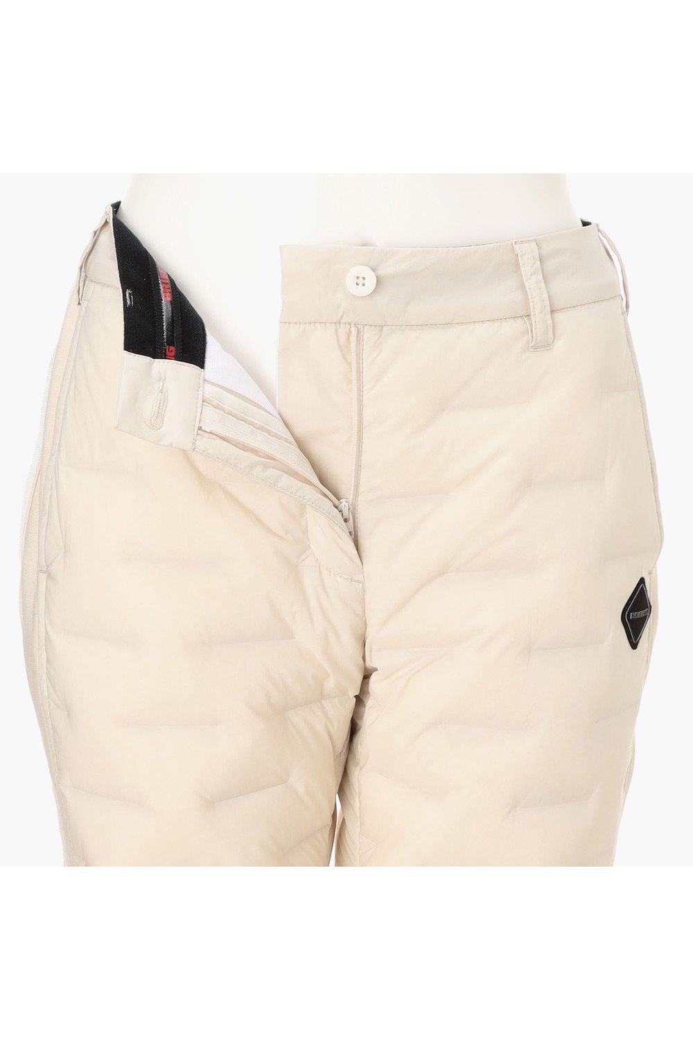 【25AW】【レディース】 WOMEN'S HYBRID DOWN PANTS / ストレッチタフタ ダイヤモンドロゴ ハイブリッドダウンパンツ (ベージュ)