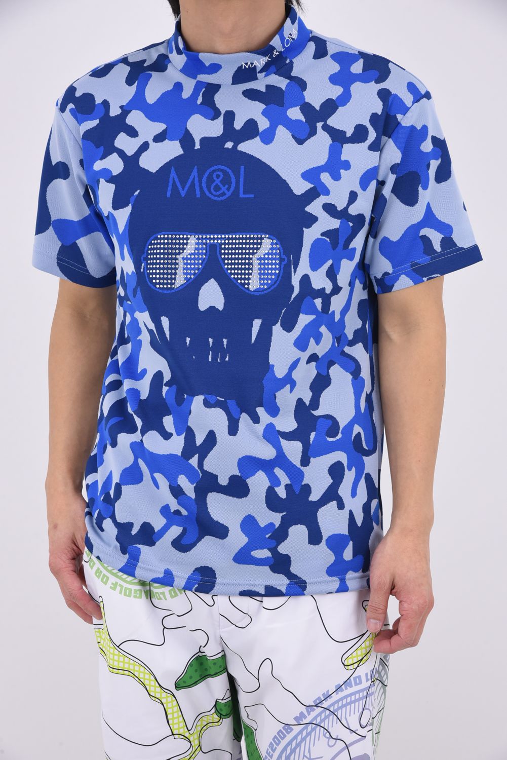 【26SS】 WHAM! SPECTRUM PERFORMANCE MOCK / ジャパンメイド カモフラスカルジャカード スワロフスキー モックネックTシャツ (ブルー)