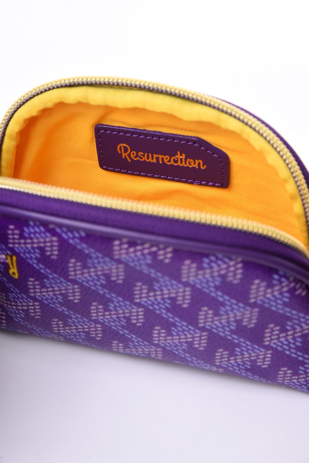 【プレゼント好適品】 KIWI PETIT (キウィ プチ)  / ブランド オリジナルテキスタイル プチ ポーチ (ロイヤルパープル)