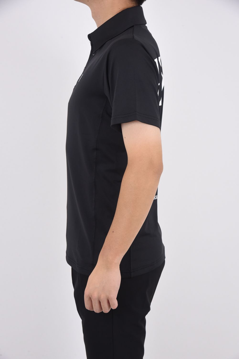 BACK BIG LOGO HIGH NECK POLO-SHIRTS / バックロゴ 半袖 ポロシャツ ブラック