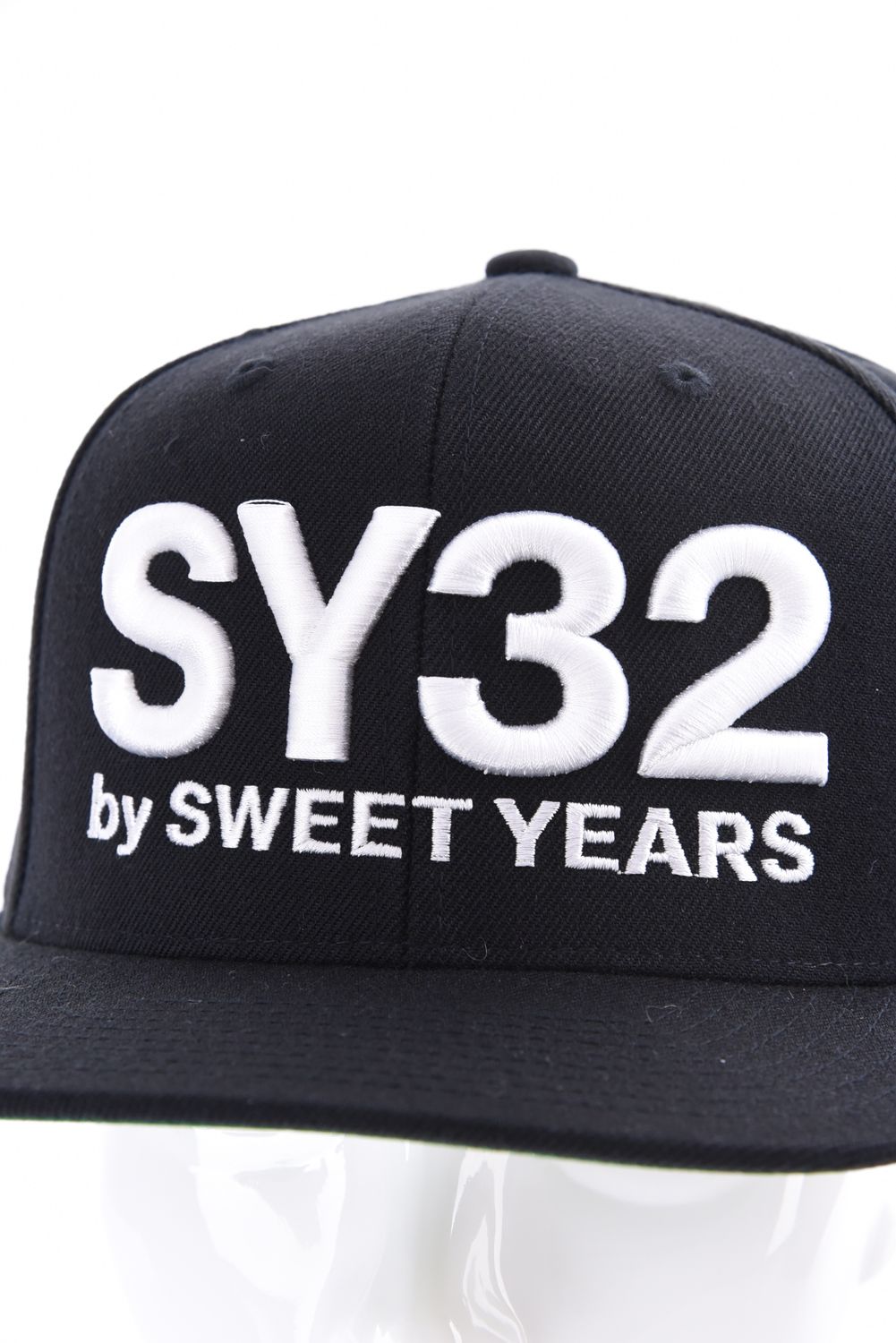 【26AW】 3D LOGO SNAPBACK CAP / 3Dブランドロゴ フラットキャップ (ブラック)