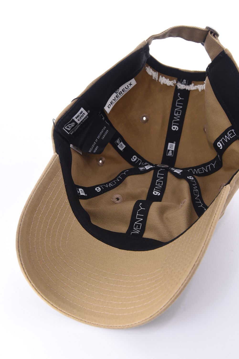 【26SS】 DVG NEWERA CAP / ブランドロゴ刺繡 ベースボールキャップ (サンド)