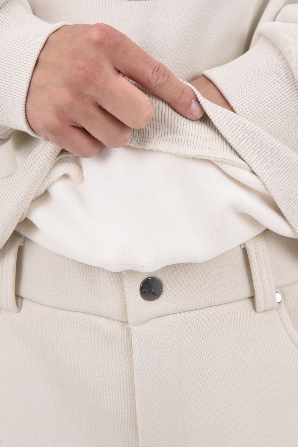 【2025AW】 PULLOVER / 裏フリース スウェット素材 ブランクスカル刺繍 プルオーバー (オフホワイト)