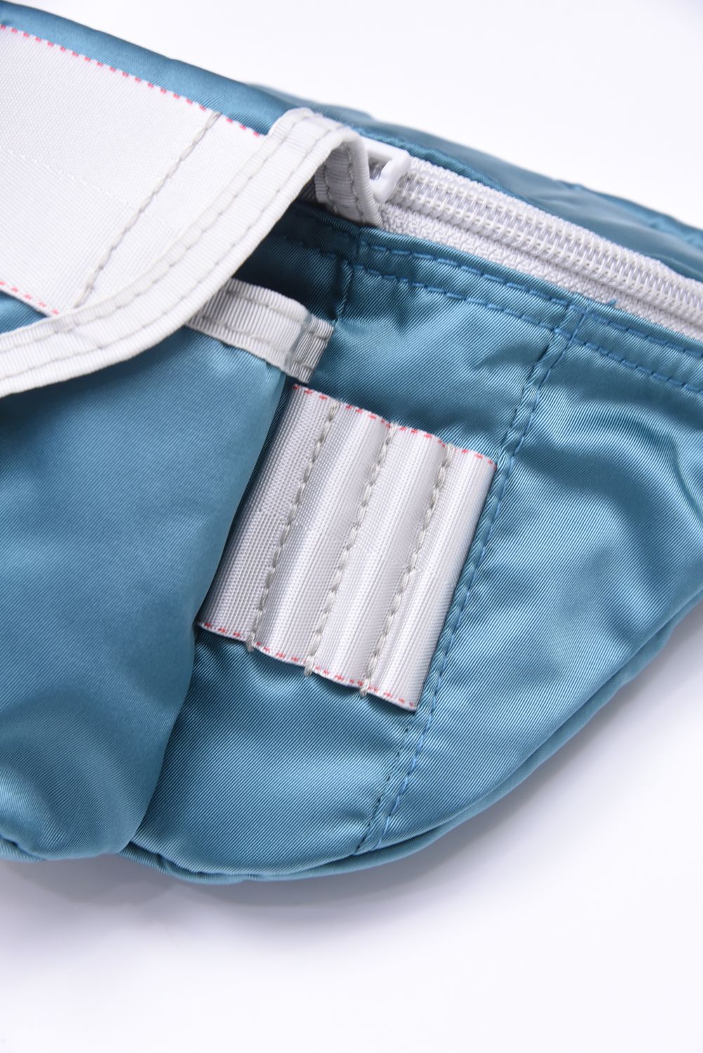 BRIEFING 【エコツイル】 ROUND WAIST POUCH ECO TWILL / ラウンド ウエスト ポーチ ネイビー