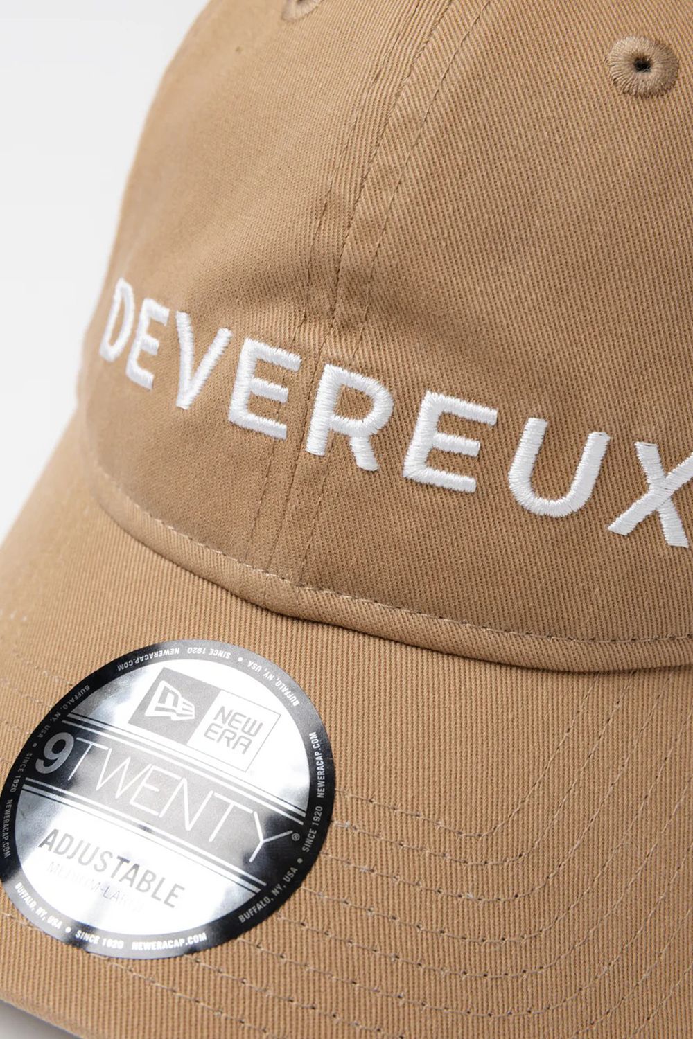 【26SS】 DVG NEWERA CAP / ブランドロゴ刺繡 ベースボールキャップ (サンド)