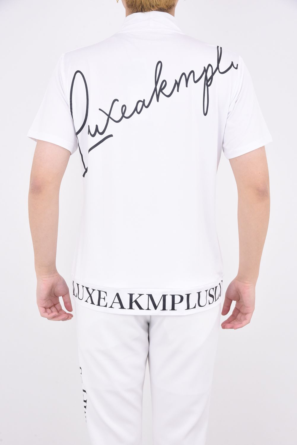 HANDWRITTEN LOGO MOCK NECK T-SHIRTS / カーシヴロゴ 半袖モックネック Tシャツ ホワイト