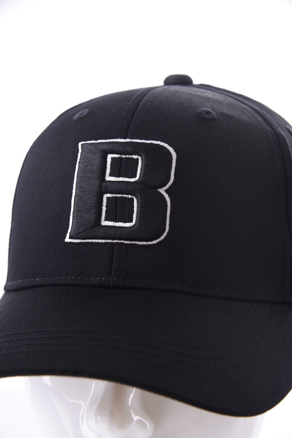 【26SS】 MEN’S INITIAL CAP / ブランドイニシャル刺繍 キャップ (ブラック)