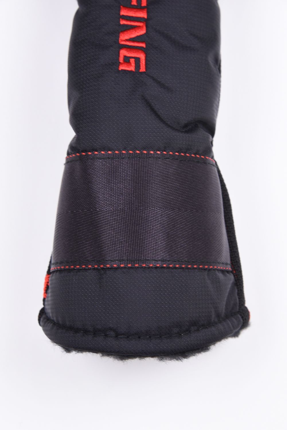 【26SS】 LOGO KNIT UTILITY COVER / 異素材ハイブリッド ユーティリティカバー (ブラック)
