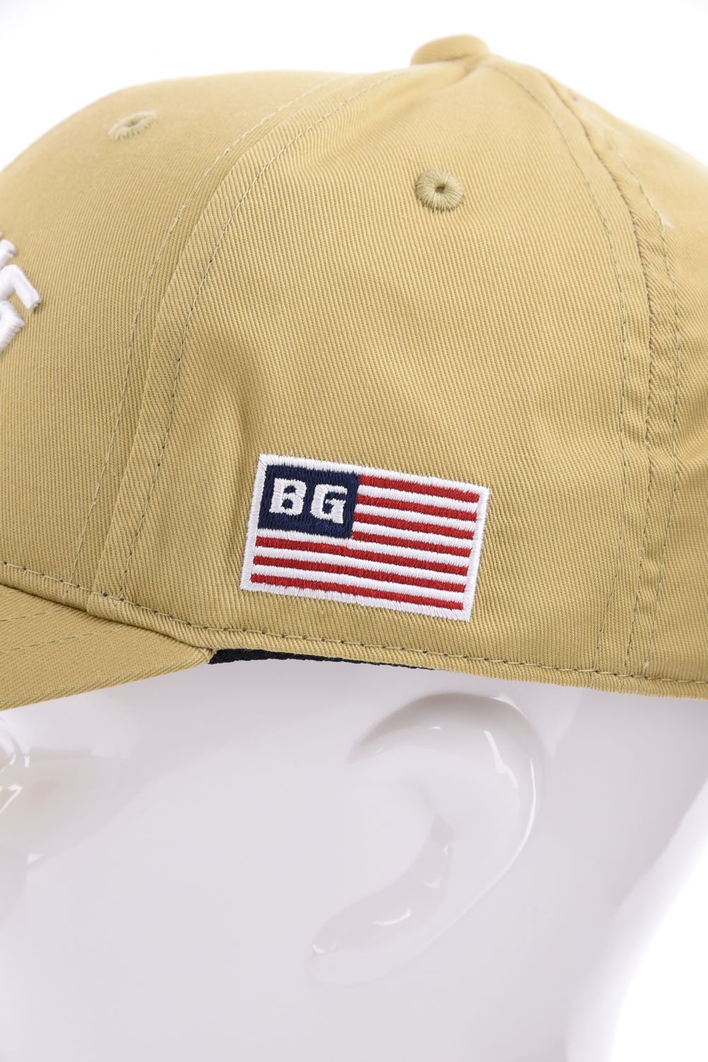 【26AW】 MEN’S COLLEGE LOGO CAP / カレッジロゴ刺繍 キャップ (ベージュ)