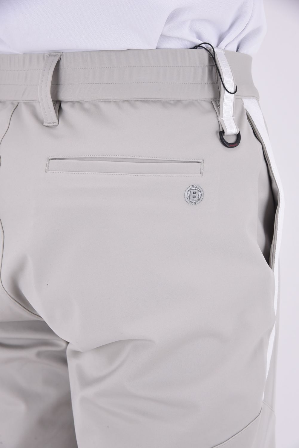 【25SS】 MENS LOGO LINE SHORT PANTS / ロゴラインテープ ショート パンツ (サンド)