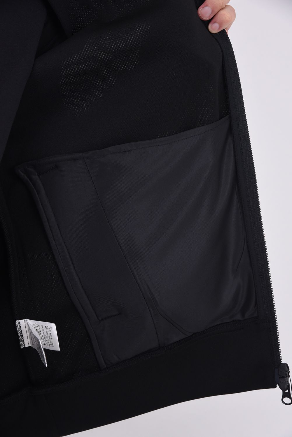 【25AW】 Back9 Runclub Full Zip JK / フルジップジャケット (ブラック)